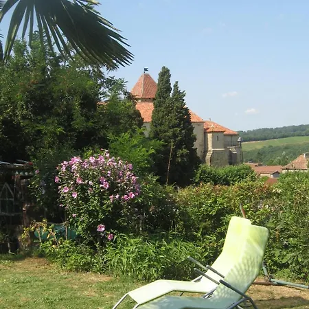 D'hotes Oeuil De Bouc Bed & Breakfast *